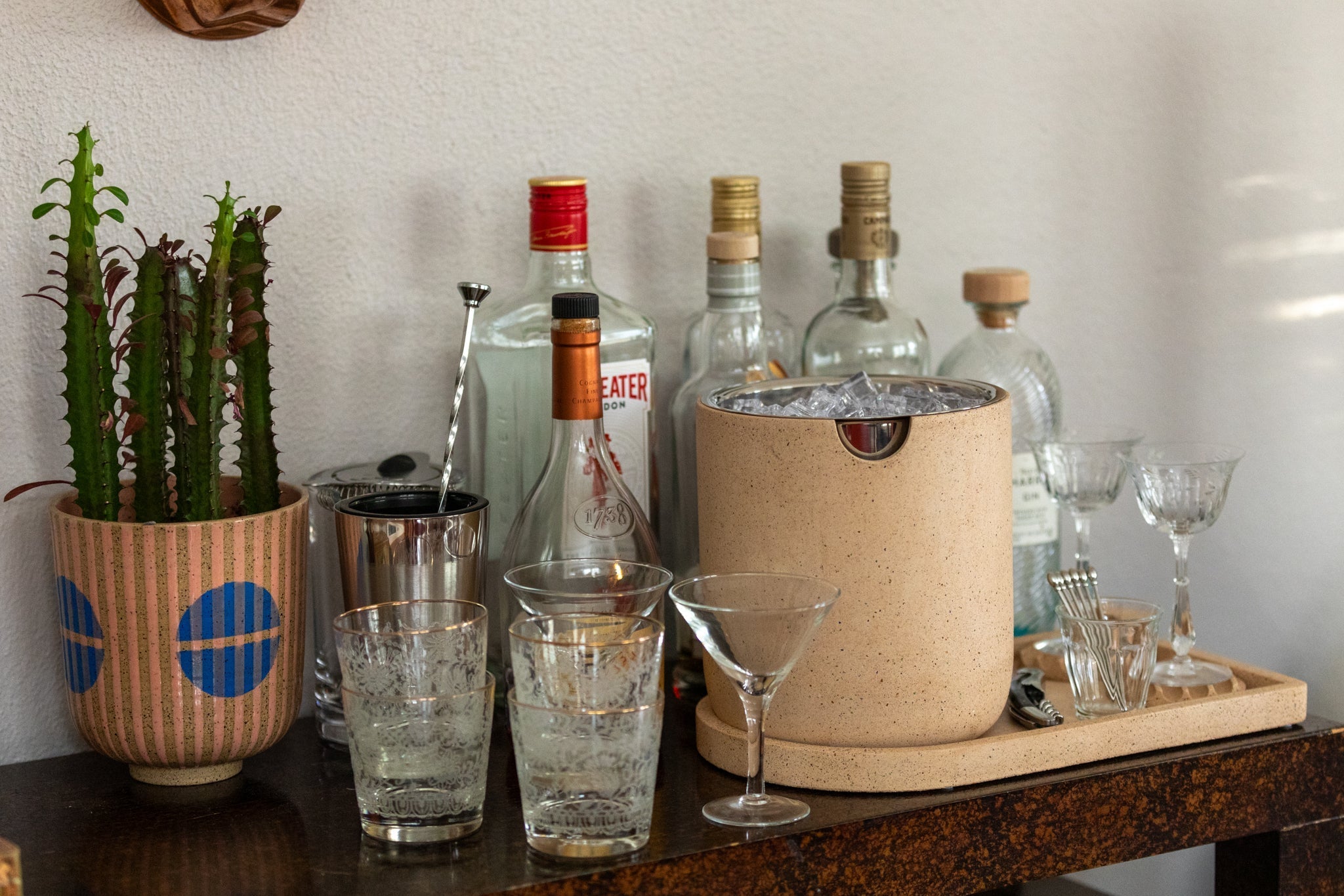 pretti.cool's ice bucket - Pretti.Cool