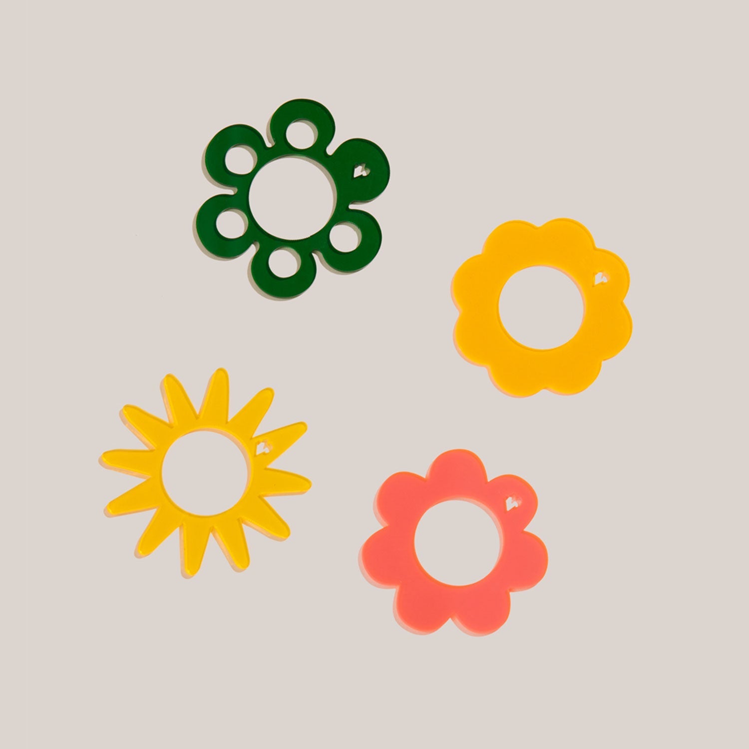 Lucite Napkin Rings | Rainbow Floral - Pretti.Cool