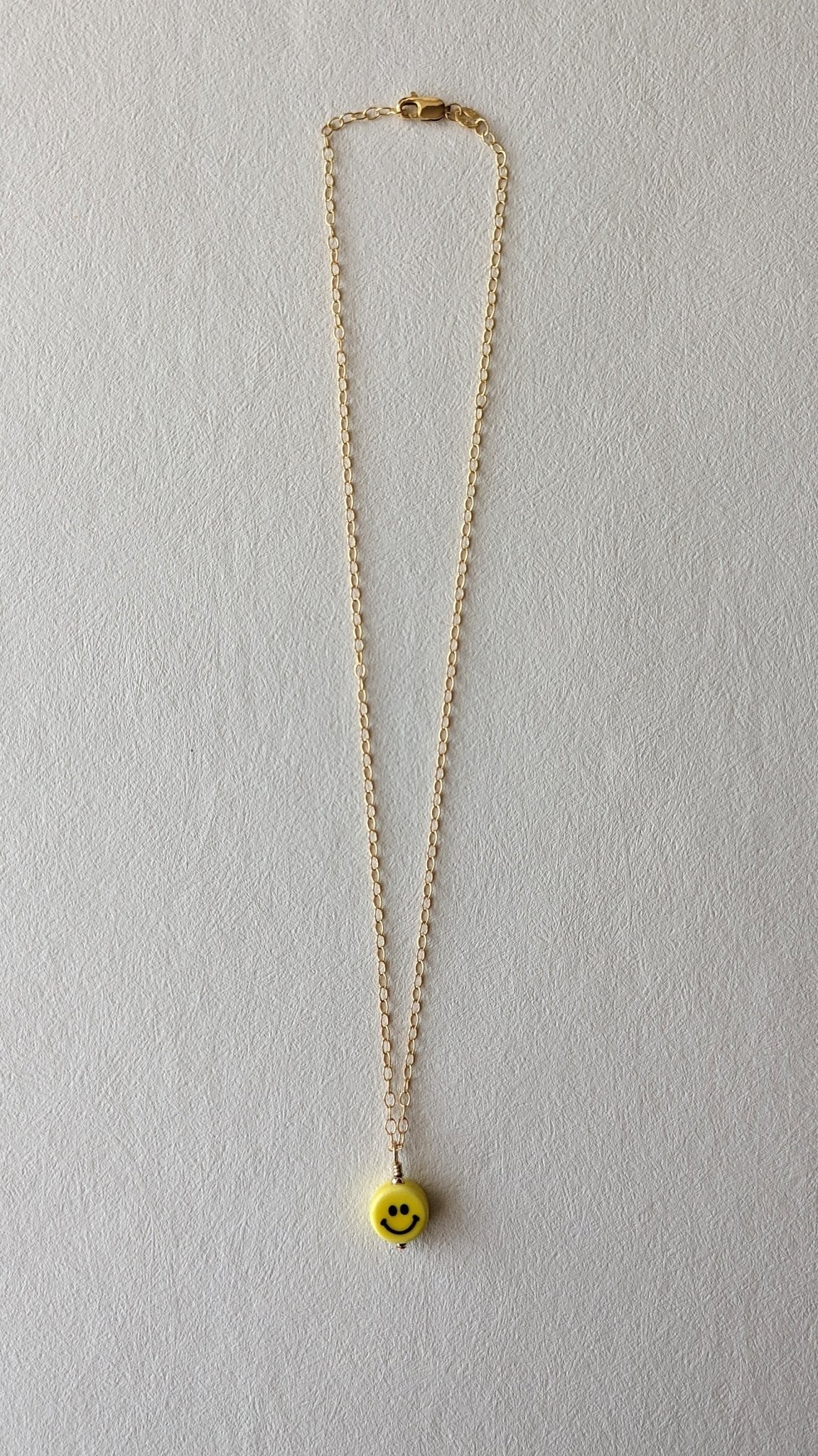 Smiley Charm Necklace - pretti.cool