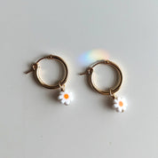 Charm Hoop Earrings | Daisies - pretti.cool