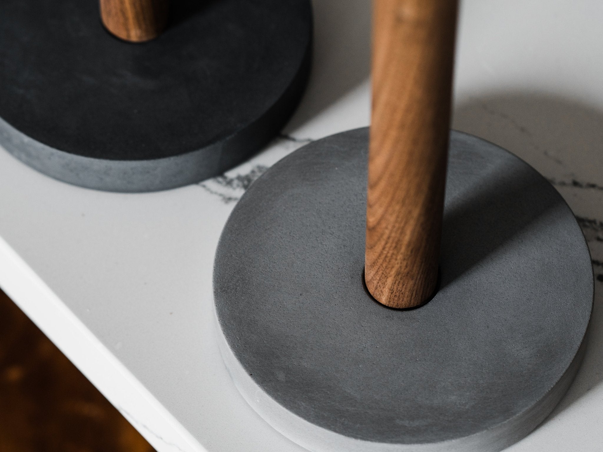 Paper Towel Holder | Solid Grey - Pretti.Cool