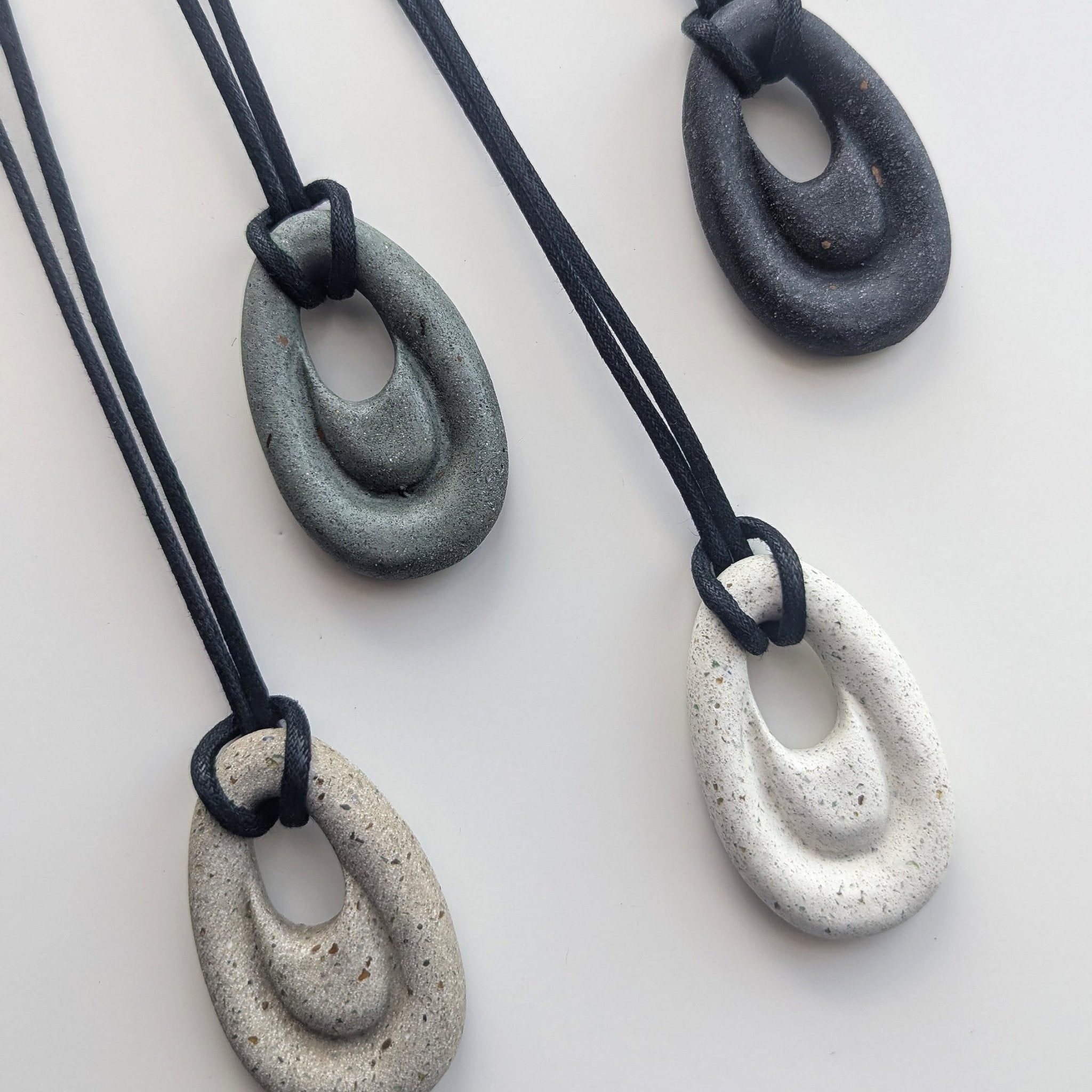 Ripple Concrete Necklace | Dark Green Terrazzo - Pretti.Cool