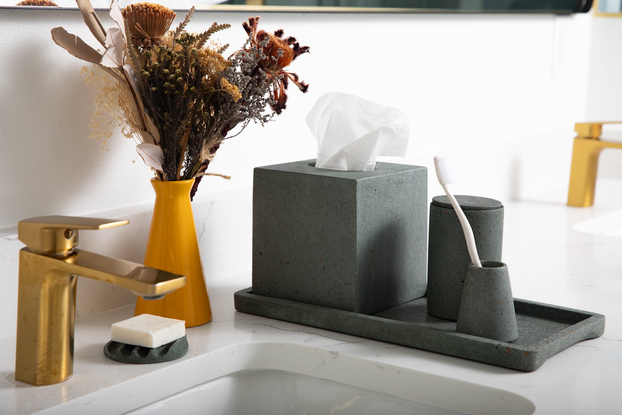 Toothbrush Holder | Dark Green Terrazzo - Pretti.Cool