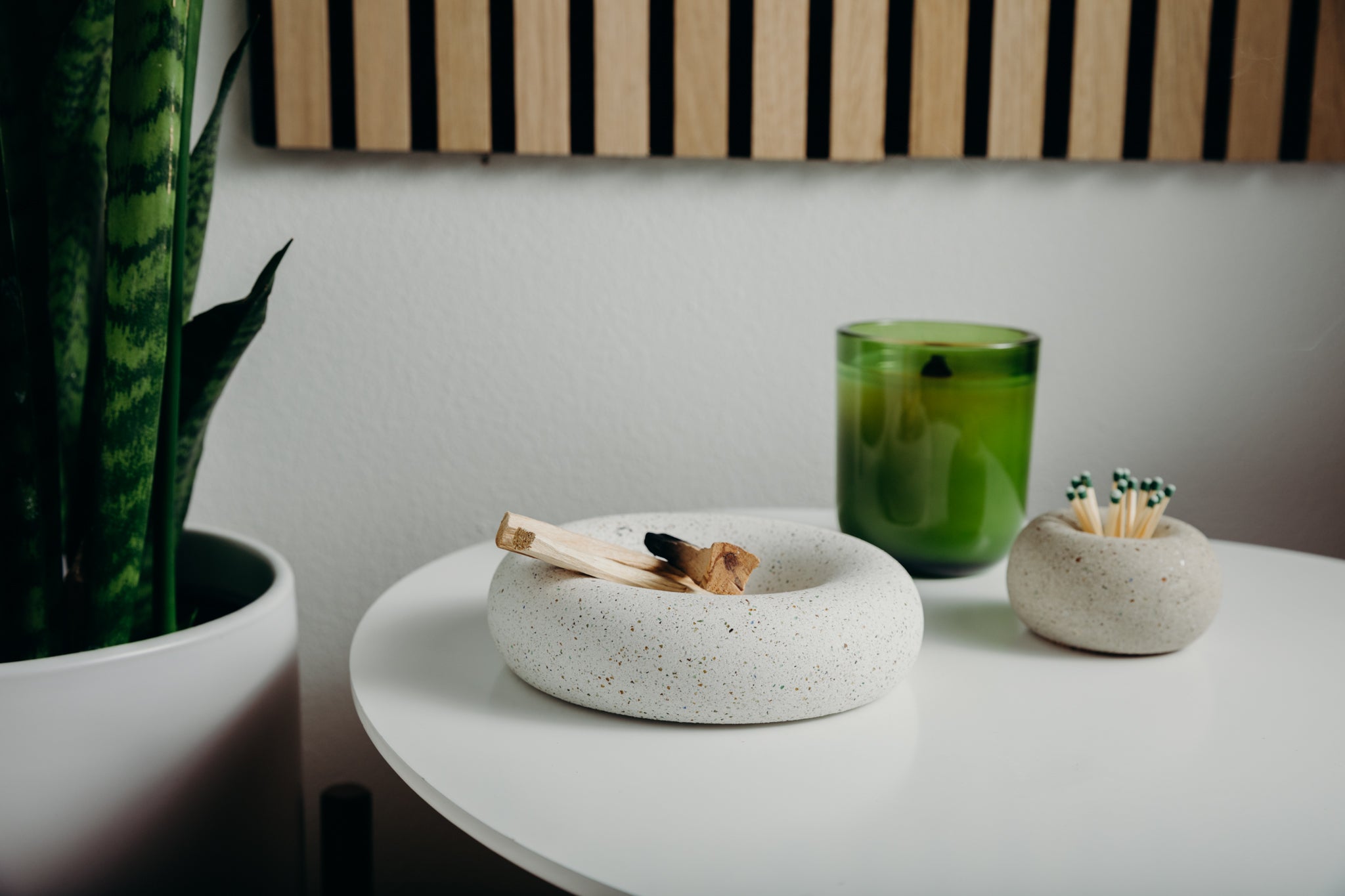 Bubble Matchstick / Palo Santo Holder | Natural Terrazzo - Pretti.Cool