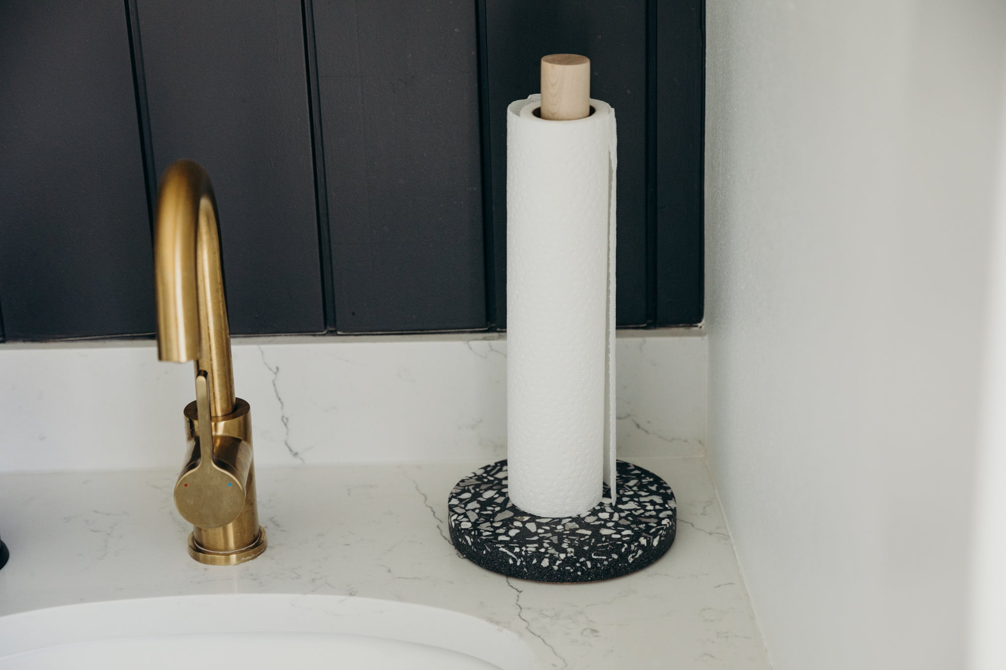 Paper Towel Holder | Chunky Black Terrazzo - Pretti.Cool