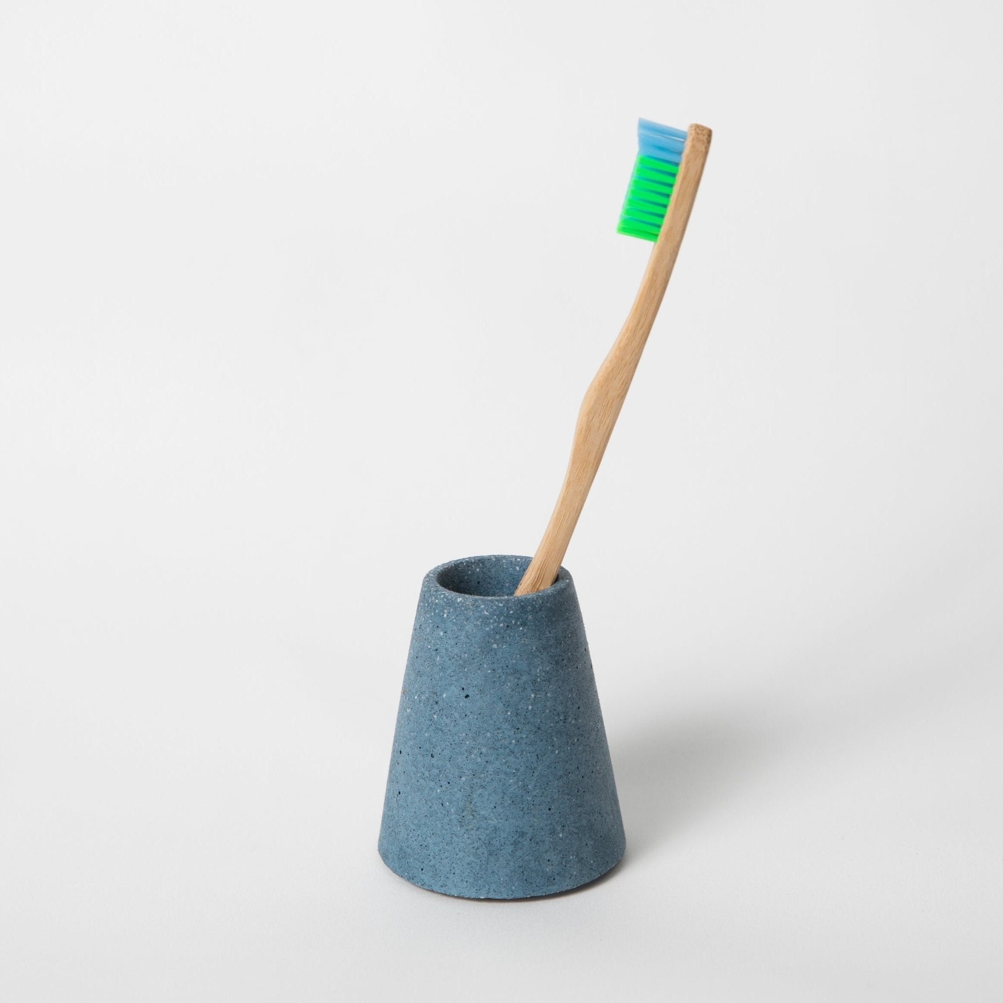 pretti.cool Toothbrush Holder