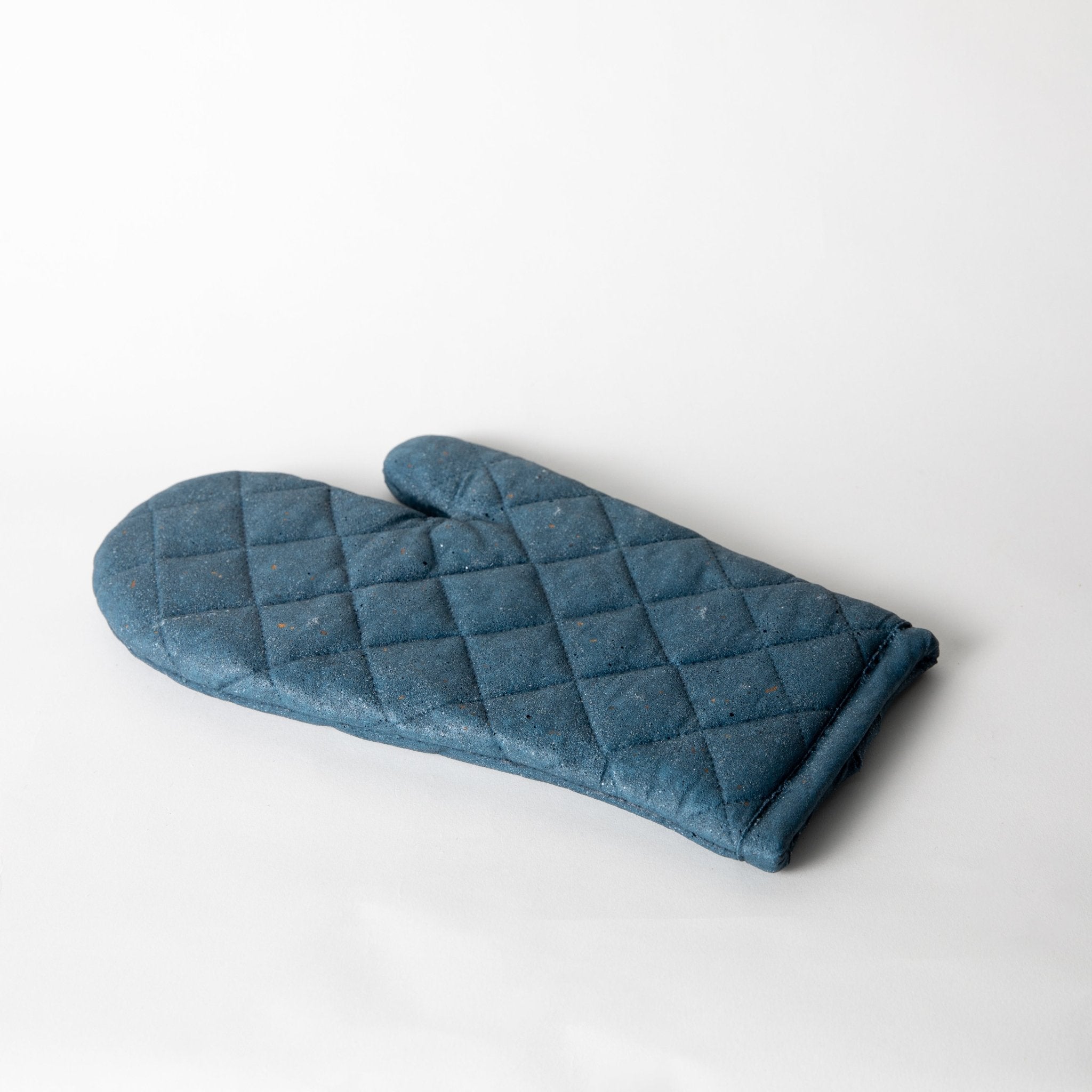 Oven Mitt Trivet | Cobalt Terrazzo - pretti.cool