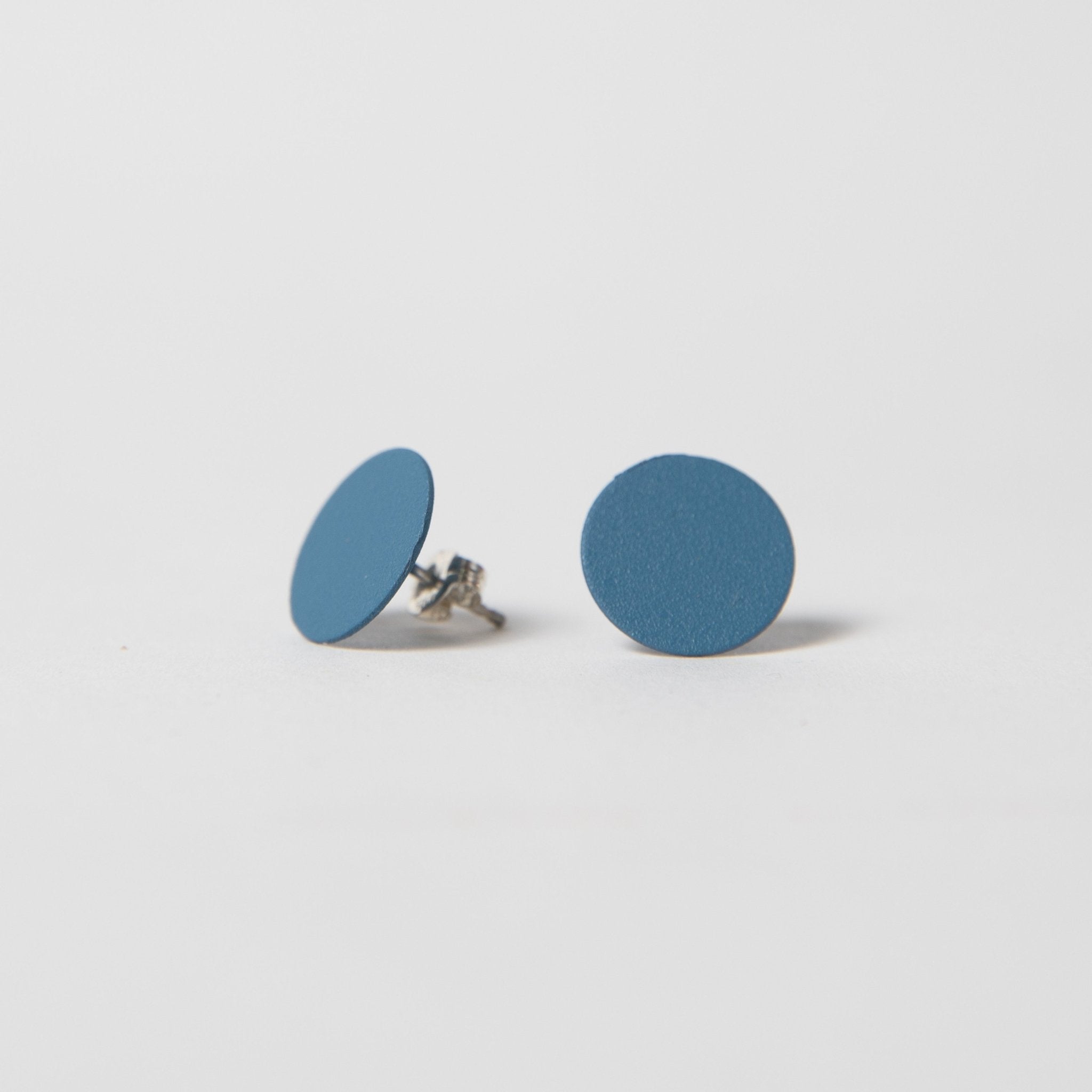 Dot Earrings - pretti.cool